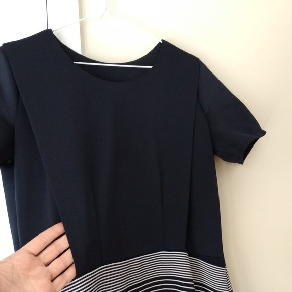 Amish Mennonite Cape Dress 39.5"B 32"W Blue Striped - Picture 4 of 9